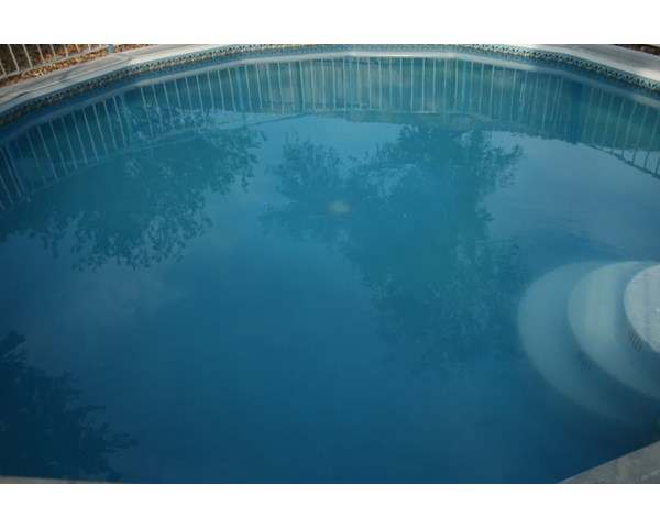 Why is My Pool Water Cloudy?